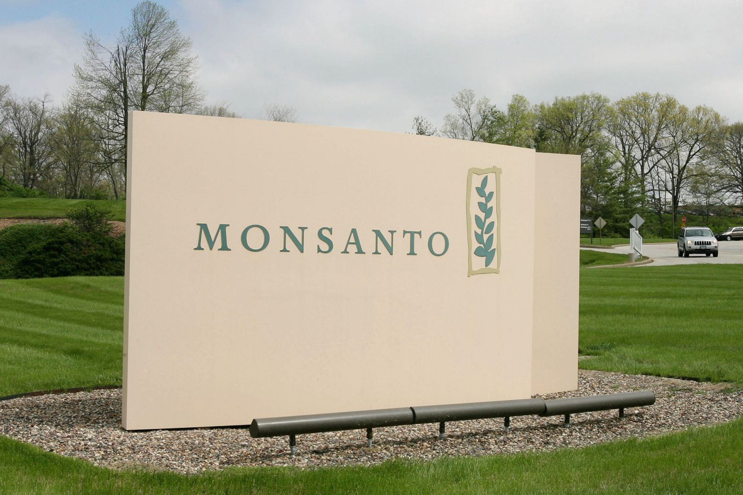 You are currently viewing [Monsanto condamné par la Cour suprême américaine dans l’affaire du Roundup]